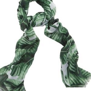India Hicks Travelers Palm Scarf - Green